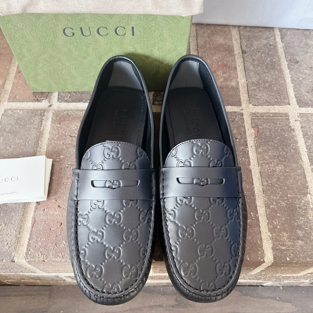 Gucci Signature Driver Supreme GG Black Debossed Leather Loafer Mens UK 7 US 7.5